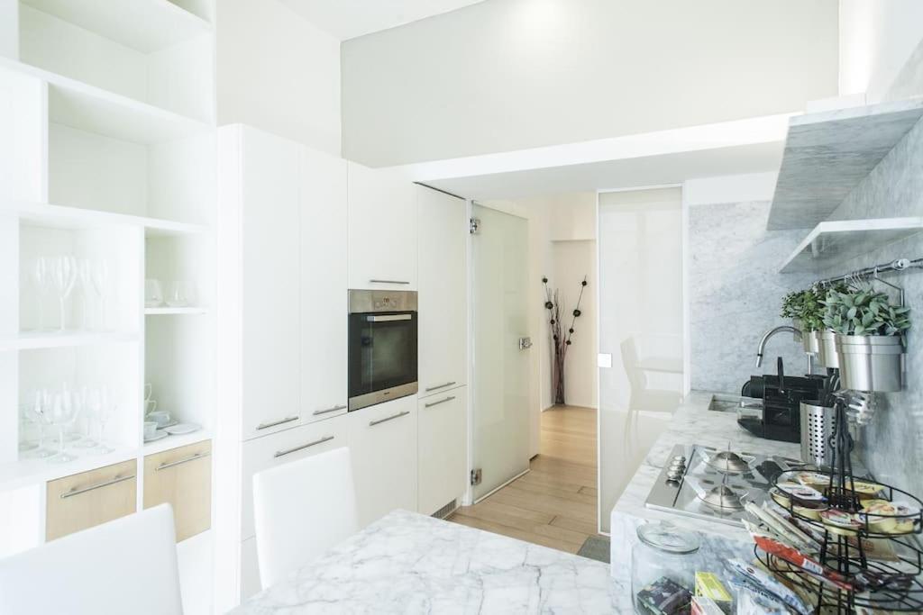 Charming Home Near Duomo 밀라노 외부 사진